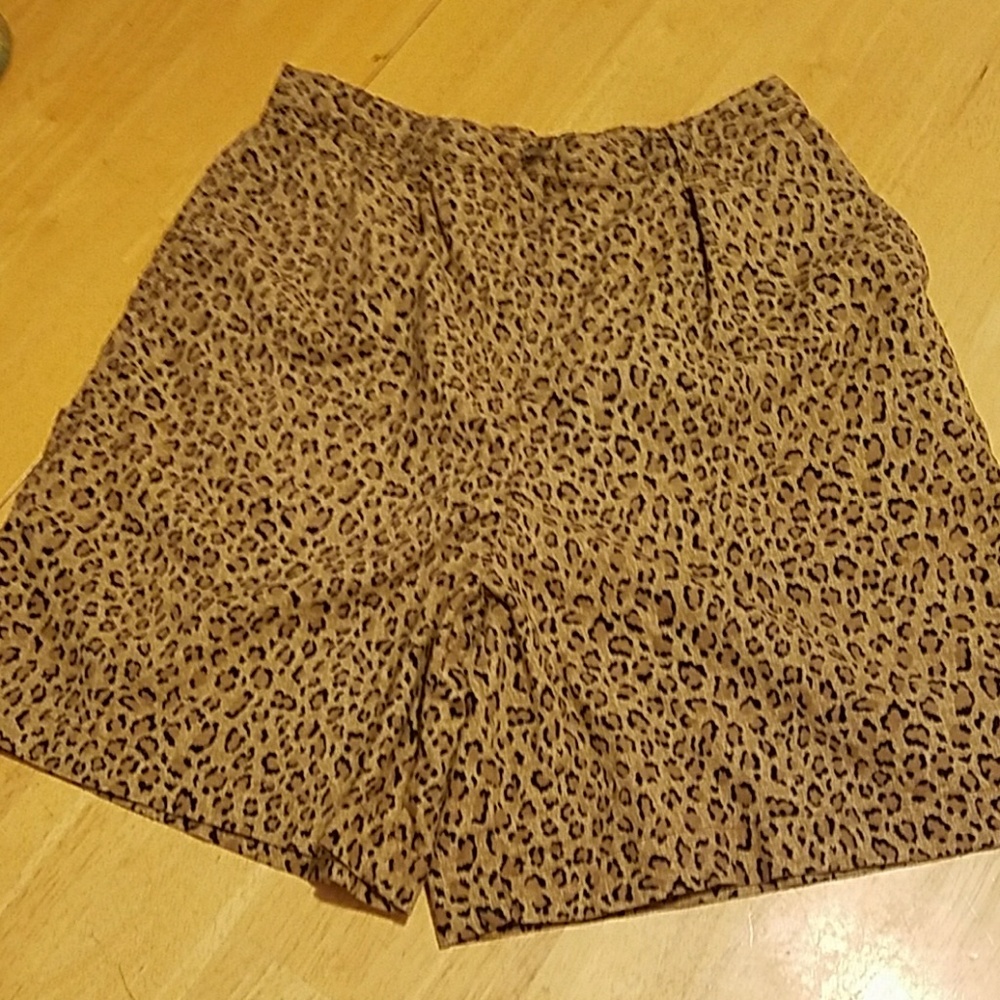 Jones New York Linen/Cotton Shorts Size 12